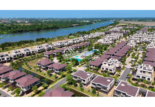 Bất động sản cao cấp thiết lập giá trị mới cho thị trường Long An