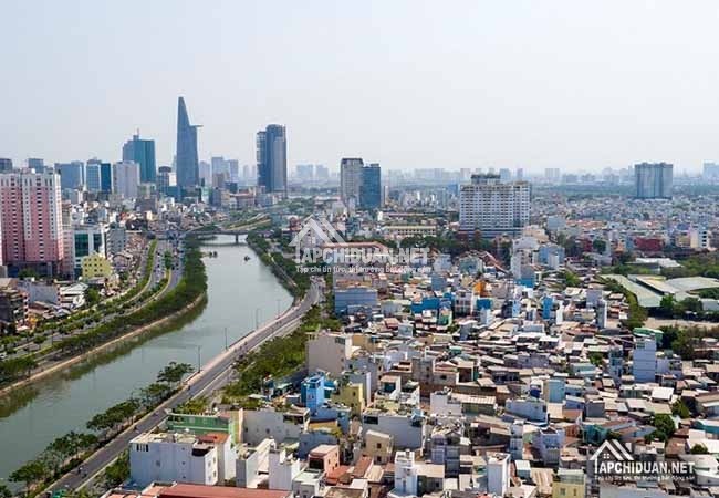 Hạ Tầng Mở Lối Bất Động Sản Quận 4 Trở Mình