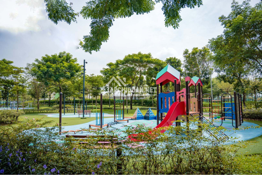 Phiên bản giới hạn 76 căn biệt thự giá từ 10 tỷ - 20 tỷ phong cách Châu Âu tại La Home Long An