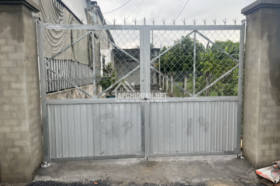 Bán đất tặng nhà nhỏ DT 4x36m quy hoạch KDC hiện hữu tại ấp Trảng Lắm xã Trung Lập Hạ, huyện Củ Chi